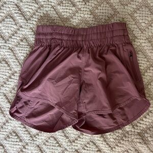 Lululemon shorts size 4 high rise